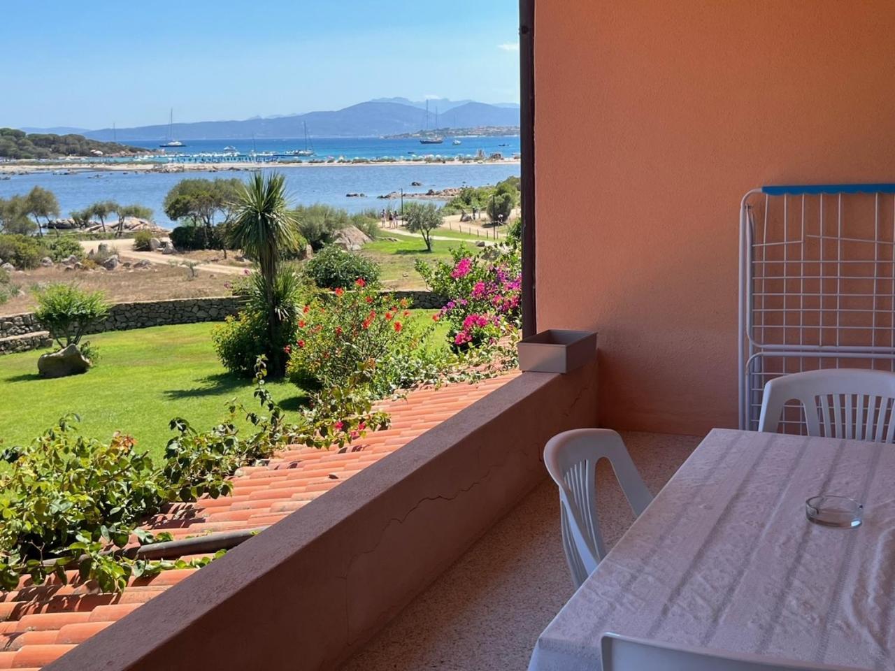 Residence Porto Coda Cavallo San Teodoro  Bagian luar foto