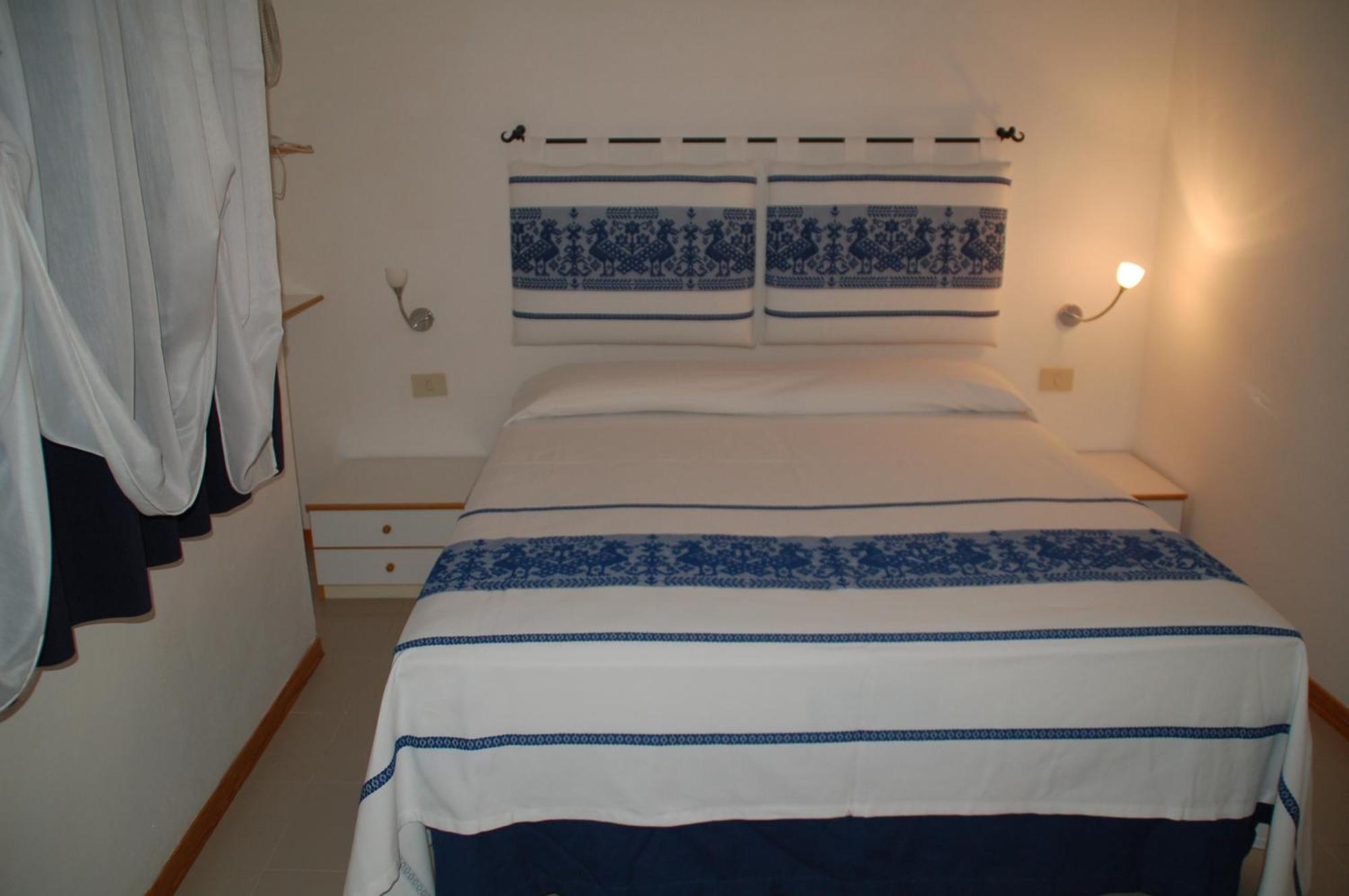 Residence Porto Coda Cavallo San Teodoro  Bagian luar foto