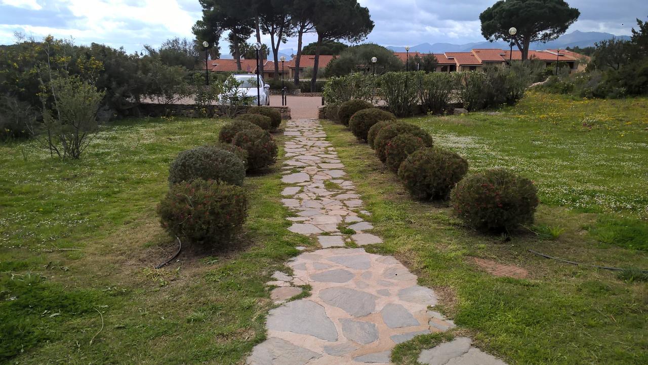Residence Porto Coda Cavallo San Teodoro  Bagian luar foto