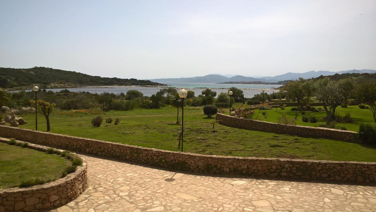 Residence Porto Coda Cavallo San Teodoro  Bagian luar foto