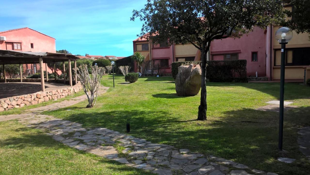 Residence Porto Coda Cavallo San Teodoro  Bagian luar foto