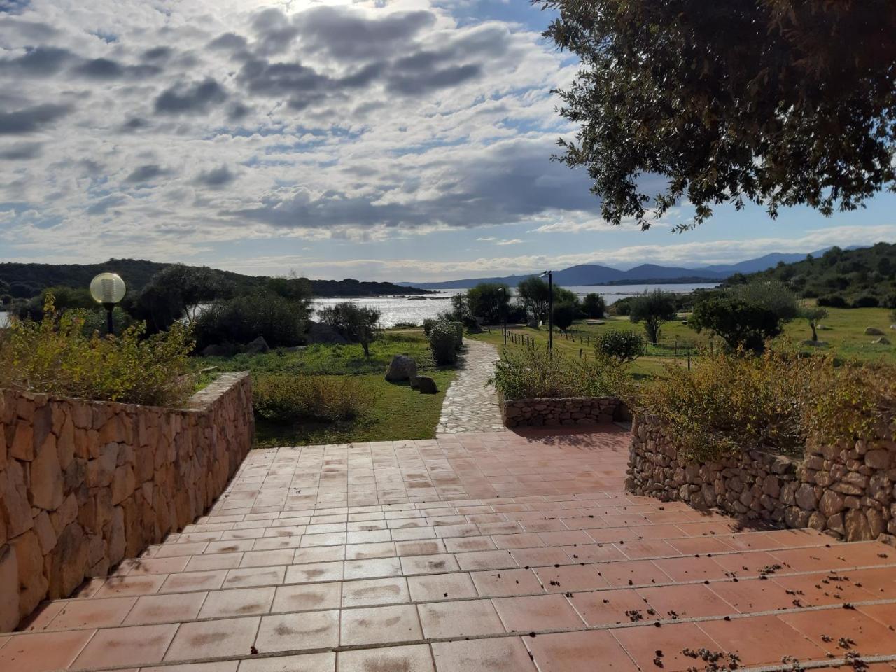 Residence Porto Coda Cavallo San Teodoro  Bagian luar foto